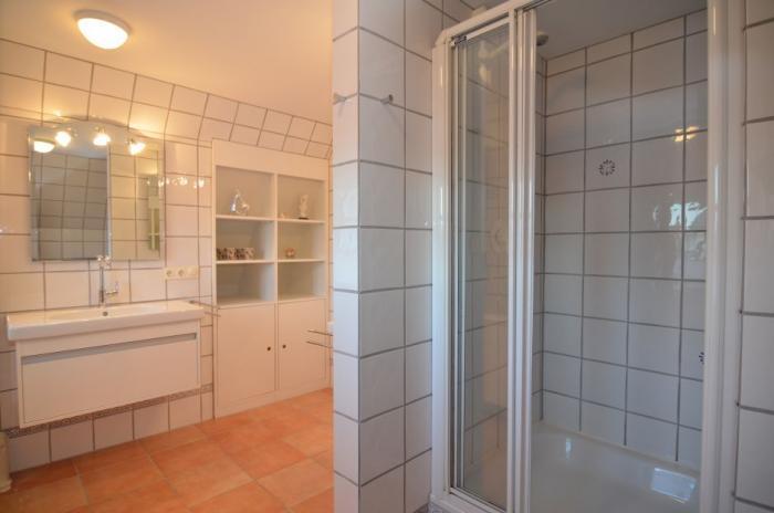 Appartement-Vermietung Bals - Haus Agi - Friesische Straße 48 | Sylt | Westerland, Freistehendes Haus für 4 Personen mit 2 Schlafzimmer, 1 Badezimmer, Gäste WC, ca. 83 m2, Grundstück ca. 400 m2