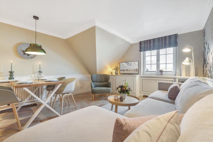 Appartement-Vermietung Bals - Residenz Meeresrauschen - Steinmannstraße 51 | 10 Anne | Sylt | Westerland, 2-Zimmer-OG-Wohnung  | Maisonette für 2 Personen mit 1 Schlafzimmer, 1 Badezimmer, ca. 48 m2