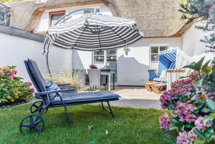 Appartement-Vermietung Bals - Friesenhaus Min Eilun - Hedigenwai 8 | Hausteil 2 | Sylt | Westerland, Hausteil unter Reet für 4 Personen mit 2 Schlafzimmer, 2 Badezimmer, ca. 90 m2