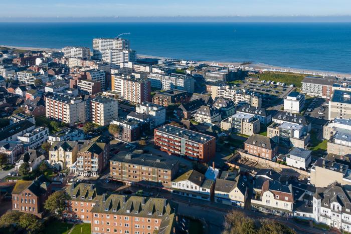 Appartement-Vermietung Bals -  - Klaus-Groth-Straße 2 | 15 Strandnest | Sylt | Westerland, 1-Zimmer-OG-Wohnung für 2 Personen, 1 Wohn-/Schlafzimmer, 1 Badezimmer, ca. 25 m2, Fahrstuhl im Haus