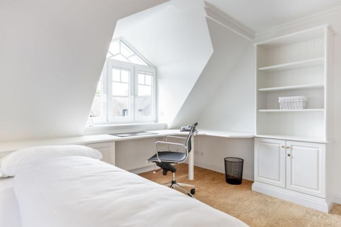 Appartement-Vermietung Bals - Landhaus Sylter Watt - Osthedig 9b | Sylt | Westerland, Haus für 6 Personen mit 3 Schlafzimmer, 2 Badezimmer, Gäste WC, ca. 160 m2, Garage