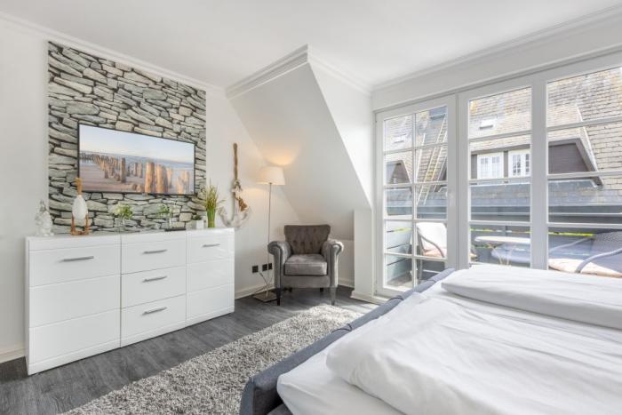 Appartement-Vermietung Bals - Inseloase - Stadumstraße 36c | Sylt | Westerland, Doppelhaushälfte für 6 Personen mit 3 Schlafzimmer, 2 Badezimmer, ca. 118 m2