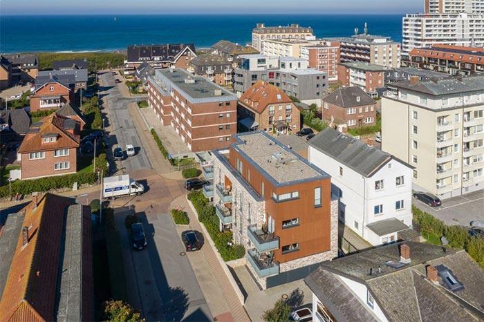 Appartement-Vermietung Bals - Villa Strauch - Elisabethstraße 17 | Wohnung 2.2 | Sylt | Westerland, 2-Zimmer-Wohnung im 2. OG für 2 Personen mit 1 Schlafzimmer, 1 Badezimmer, ca. 48 m2, Fahrstuhl im Haus