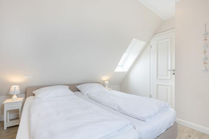 Appartement-Vermietung Bals -  - Bastianstraße 16 | Wohnung 3 | Sylt | Westerland, 3-Zimmer-OG-Wohnung  | Maisonette für 4 Personen mit 2 Schlafzimmer, 1 Badezimmer, Gäste WC, ca. 56 m2