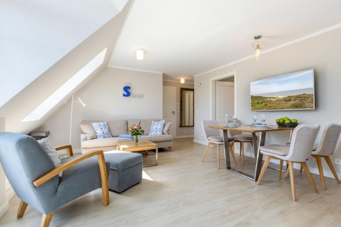 Appartement-Vermietung Bals -  - Wenningstedter Weg 60 | Wohnung 2 | Sylt | Westerland, 3-Zimmer-OG-Wohnung  | Maisonette für 3 Personen mit 2 Schlafzimmer, 1 Badezimmer, Gäste WC, ca. 66 m2