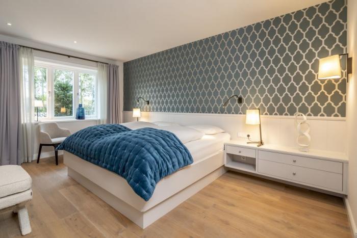 Appartement-Vermietung Bals - Friesenhaus Meerzeit - Am Denghoog 3d | 1 | Sylt | Wenningstedt, Hausteil unter Reet für 8 Personen mit 4 Schlafzimmer, 5 Badezimmer, Gäste WC, ca. 196 m2