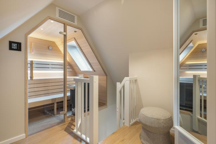 Appartement-Vermietung Bals - Haus Frisia - Mittelweg 13k | Wohnung 12 | Sylt | Wenningstedt, 2-Zimmer-OG-Wohnung  | Maisonette für 2 Personen mit 1 Schlafzimmer, 1 Badezimmer, ca. 56 m2
