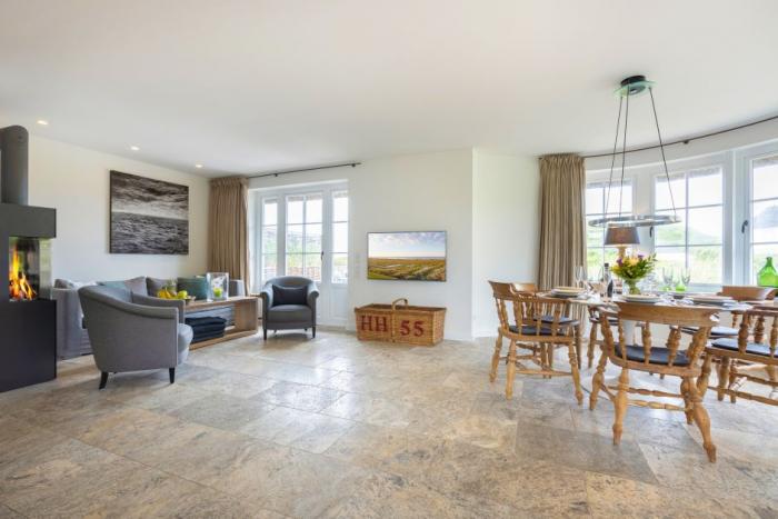 Appartement-Vermietung Bals - Sturmhues - Seedüne 9a | Sylt | Wenningstedt, Reetdachhaus für 6 Personen mit 3 Schlafzimmer, 3 Badezimmer, ca. 162 m2