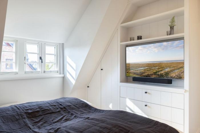 Appartement-Vermietung Bals - Reethüs - Süder Wung 20a Strand | Sylt | Wenningstedt, Reetdachhaus für 6 Personen mit 3 Schlafzimmer, 3 Badezimmer, Gäste WC, ca. 150 m2