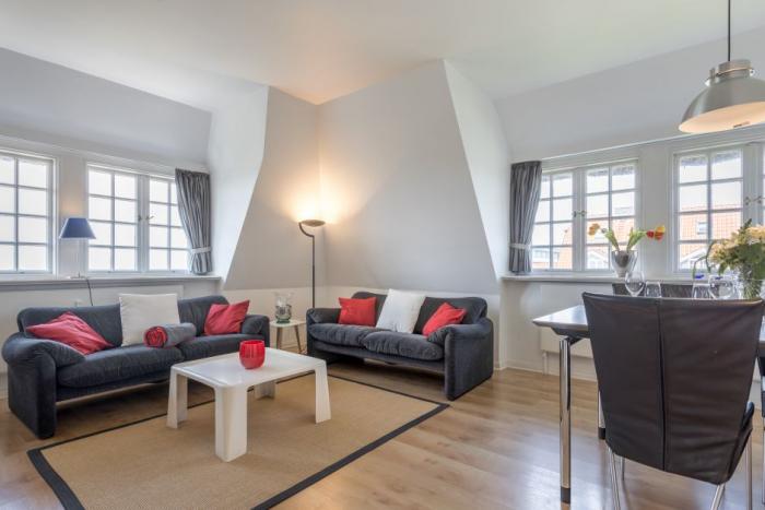 Appartement-Vermietung Bals -  - Seedüne 14a | Wohnung 6 | Sylt | Wenningstedt, 3-Zimmer-OG-Wohnung unter Reet  | Maisonette für 4 Personen mit 2 Schlafzimmer, 1 Badezimmer, ca. 90 m2