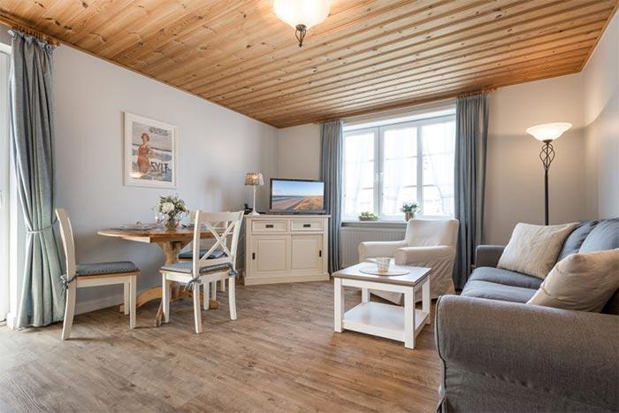 Appartement-Vermietung Bals - Landhaus Feldlerche - Horsatal 4 | Wohnung 2 | Sylt | Wenningstedt, 2-Zimmer-EG-Wohnung für 2 Personen mit 1 Schlafzimmer, 1 Badezimmer, ca. 45 m2