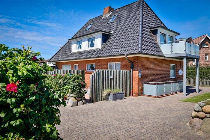 Appartement-Vermietung Bals - Strandhaus Feldlerche - Westerstraße 9 | Wohnung 3 | Sylt | Wenningstedt, 3-Zimmer-OG-Wohnung für 4 Personen mit 2 Schlafzimmer, 2 Badezimmer, ca. 90 m2