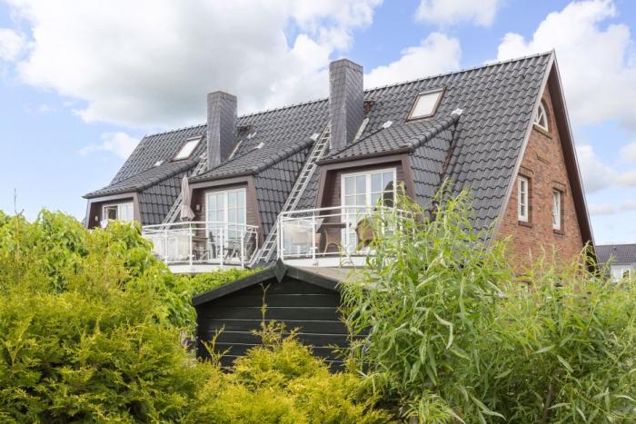 Appartement-Vermietung Bals - Haus Smer - Norderwung 26 | Wohnung 10 | Sylt | Wenningstedt, 2-Zimmer-OG-Wohnung  | Maisonette für 2 Personen mit 1 Schlafzimmer, 1 Badezimmer, ca. 49 m2