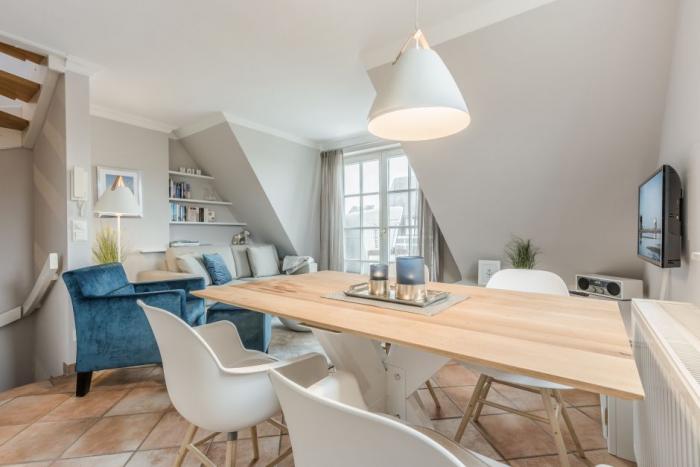 Appartement-Vermietung Bals - Haus Smer - Norderwung 26 | Wohnung 10 | Sylt | Wenningstedt, 2-Zimmer-OG-Wohnung  | Maisonette für 2 Personen mit 1 Schlafzimmer, 1 Badezimmer, ca. 49 m2