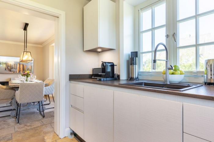 Appartement-Vermietung Bals - Beachhouse - Seestraße 16b | Sylt | Wenningstedt, Reetdachhaus für 6 Personen mit 3 Schlafzimmer, 2 Badezimmer, Gäste WC, ca. 132 m2