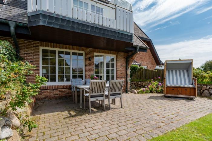 Appartement-Vermietung Bals - Haus Claas - Im Grund 28a Seaside Suite | Sylt | Wenningstedt, 4-Zimmer-EG-Wohnung  | Maisonette für 5 Personen mit 3 Schlafzimmer, 2 Badezimmer, Gäste WC, ca. 91 m2