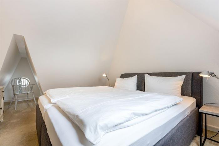 Appartement-Vermietung Bals - Heidepark - Seestraße 5f | Sylt | Wenningstedt, 2-Zimmer-OG-Wohnung  | Maisonette für 2 Personen mit 1 Schlafzimmer, 1 Badezimmer, ca. 50 m2