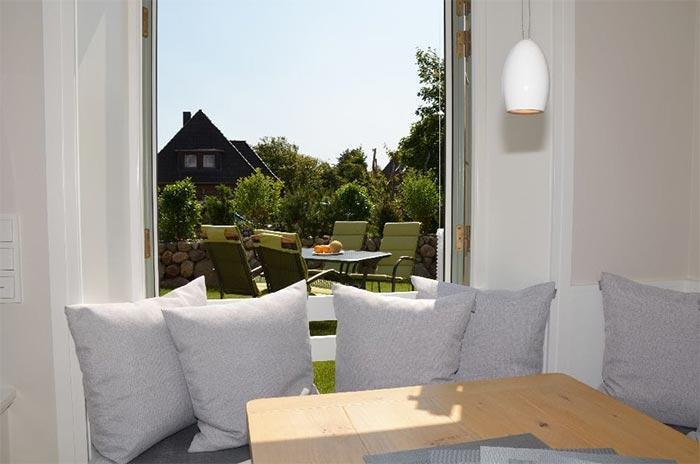 Appartement-Vermietung Bals - Haus Magnus - Heideweg 15 | Wohnung 1 | Sylt | Westerland, 3-Zimmer-EG-Wohnung  | Maisonette für 4 Personen mit 2 Schlafzimmer, 2 Badezimmer, Gäste WC, ca. 79 m2