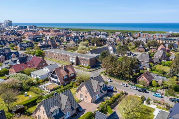 Appartement-Vermietung Bals -  - Kampstraße 38b | Sylt | Westerland, 3-Zimmer-OG-Wohnung  | Maisonette für 4 Personen mit 2 Schlafzimmer, 1 Badezimmer, ca. 55 m2