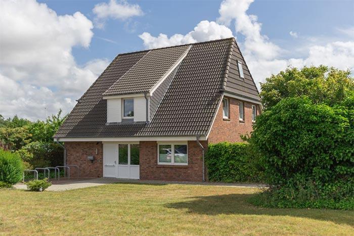 Appartement-Vermietung Bals - Haus Wenningstedt - Wenningstedter Weg 39 | Wohnung 1 | Sylt | Westerland, 3-Zimmer-EG-Wohnung für 4 Personen mit 2 Schlafzimmer, 1 Badezimmer, ca. 90 m2