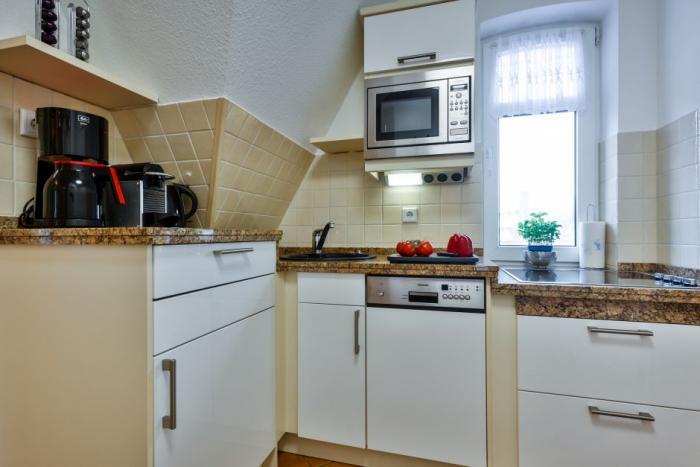 Appartement-Vermietung Bals - Stadthaus Bötticherstraße - Bötticherstraße 2 | Wohnung 6 | Sylt | Westerland, 2-Zimmer-Wohnung im 2. OG für 2 Personen mit 1 Schlafzimmer, 1 Badezimmer, ca. 40 m2