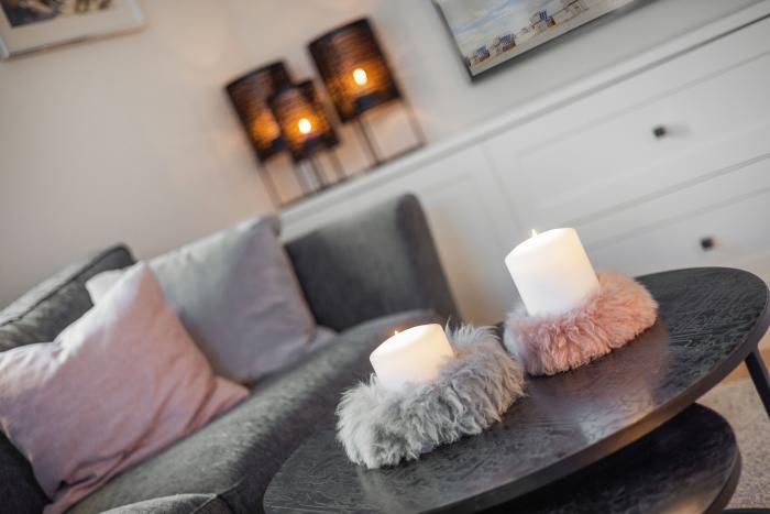 Appartement-Vermietung Bals -  - Westerlandstraße 13b | Sylt | Wenningstedt, Doppelhaushälfte für 6 Personen mit 3 Schlafzimmer, 3 Badezimmer, Gäste WC, ca. 170 m2