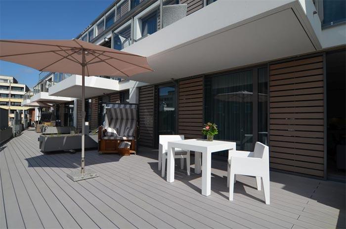 Appartement-Vermietung Bals - Neue Mitte - Neue Straße 6 | Wohnung 3 | Sylt | Westerland, 2-Zimmer-OG-Wohnung für 2 Personen mit 1 Schlafzimmer, 1 Badezimmer, ca. 50 m2, Garage, Fahrstuhl im Haus