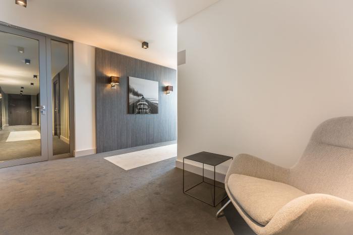 Appartement-Vermietung Bals - Neue Mitte - Neue Straße 6 | Wohnung 3 | Sylt | Westerland, 2-Zimmer-OG-Wohnung für 2 Personen mit 1 Schlafzimmer, 1 Badezimmer, ca. 50 m2, Garage, Fahrstuhl im Haus
