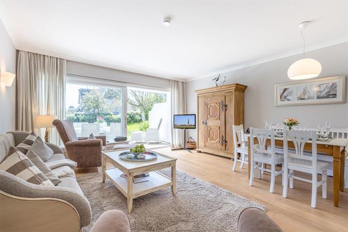 Appartement-Vermietung Bals - Haus Celia - Weidenstieg 4b | Sylt | Wenningstedt, Hausteil für 6 Personen mit 3 Schlafzimmer, 2 Badezimmer, ca. 110 m2