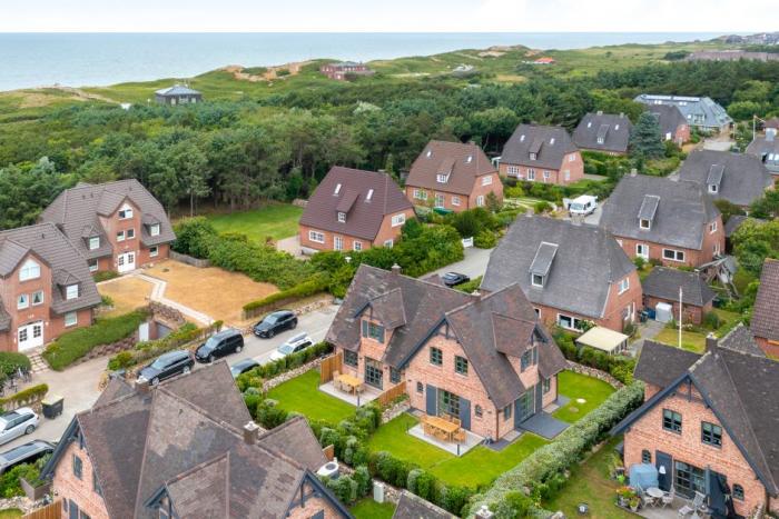 Appartement-Vermietung Bals - Hüs Blue Lobster - Uthlandstraße 18c | Sylt | Westerland, Doppelhaushälfte für 6 Personen mit 3 Schlafzimmer, 2 Badezimmer, Gäste WC, ca. 143 m2