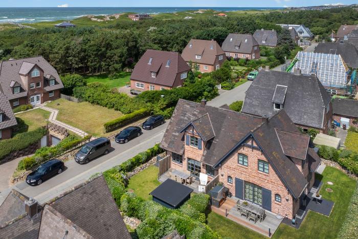 Appartement-Vermietung Bals - Hüs Blue Lobster - Uthlandstraße 18c | Sylt | Westerland, Doppelhaushälfte für 6 Personen mit 3 Schlafzimmer, 2 Badezimmer, Gäste WC, ca. 143 m2