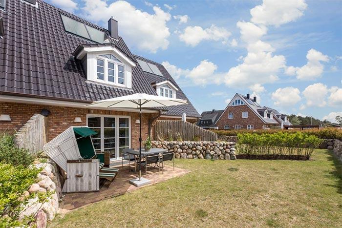 Appartement-Vermietung Bals - Sylter Quartier - Hoyerweg 10c | Haus 6.2 Seestern | Sylt | Westerland, Hausteil für 6 Personen mit 3 Schlafzimmer, 2 Badezimmer, Gäste WC, ca. 97 m2, Grundstück ca. 185 m2