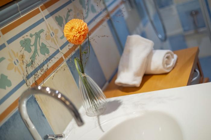 Appartement-Vermietung Bals - Haus Atlantik - Strandstraße 15 | Wohnung 1 | Sylt | Wenningstedt, 3-Zimmer-EG-Wohnung  | Maisonette für 4 Personen mit 2 Schlafzimmer, 1 Badezimmer, ca. 69 m2