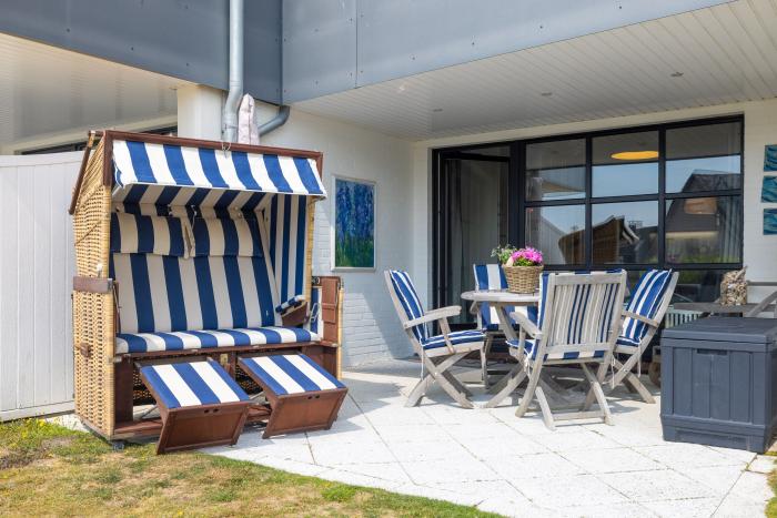 Appartement-Vermietung Bals - Haus Atlantik - Strandstraße 15 | Wohnung 1 | Sylt | Wenningstedt, 3-Zimmer-EG-Wohnung  | Maisonette für 4 Personen mit 2 Schlafzimmer, 1 Badezimmer, ca. 69 m2