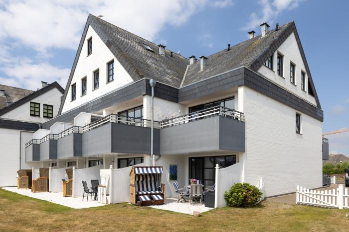 Appartement-Vermietung Bals - Haus Atlantik - Strandstraße 15 | Wohnung 1 | Sylt | Wenningstedt, 3-Zimmer-EG-Wohnung  | Maisonette für 4 Personen mit 2 Schlafzimmer, 1 Badezimmer, ca. 69 m2
