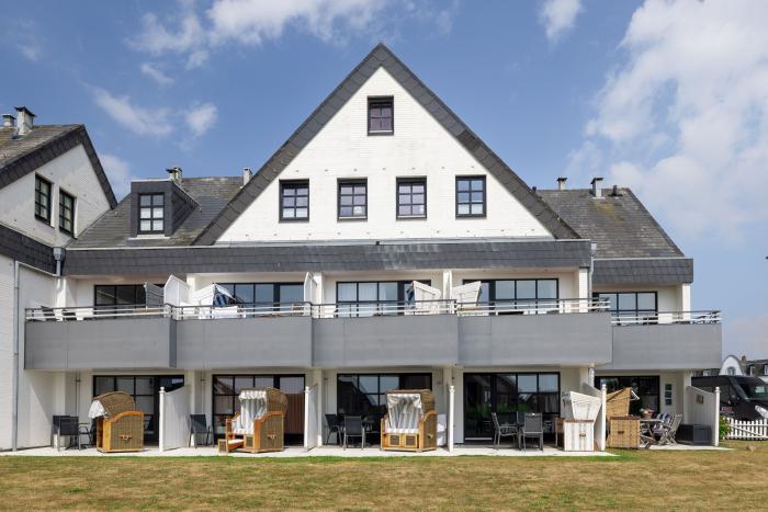 Appartement-Vermietung Bals - Haus Atlantik - Strandstraße 15 | Wohnung 1 | Sylt | Wenningstedt, 3-Zimmer-EG-Wohnung  | Maisonette für 4 Personen mit 2 Schlafzimmer, 1 Badezimmer, ca. 69 m2