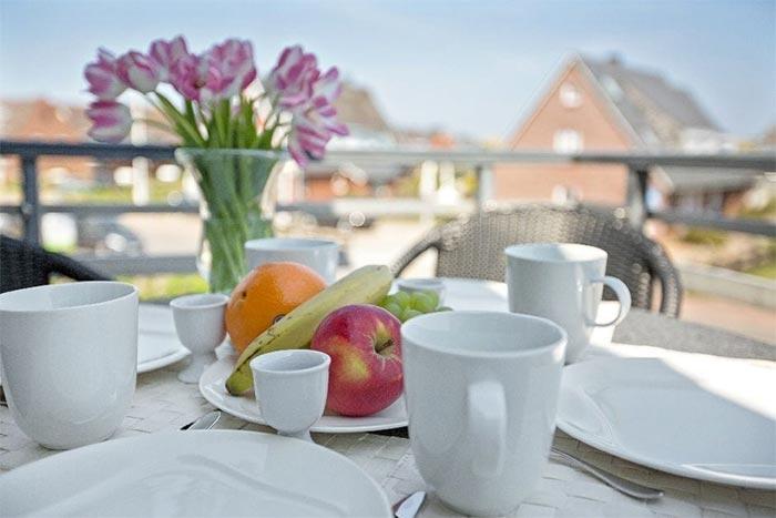 Appartement-Vermietung Bals - Haus Atlantik - Strandstraße 17 | Wohnung 26 | Sylt | Wenningstedt, 3-Zimmer-OG-Wohnung  | Maisonette für 4 Personen mit 2 Schlafzimmer, 2 Badezimmer, ca. 78 m2