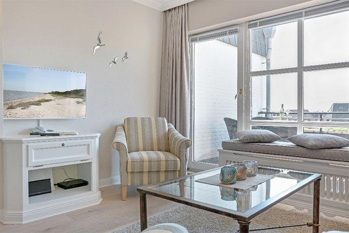Appartement-Vermietung Bals - Haus Atlantik - Strandstraße 17 | Wohnung 26 | Sylt | Wenningstedt, 3-Zimmer-OG-Wohnung  | Maisonette für 4 Personen mit 2 Schlafzimmer, 2 Badezimmer, ca. 78 m2