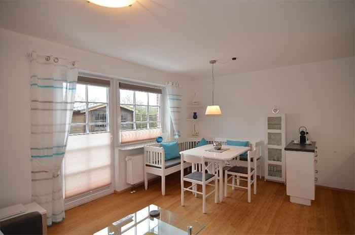 Appartement-Vermietung Bals - Haus Sonnenwinkel - Wenningstedter Weg 45 | Sylt | Westerland, Doppelhaushälfte für 4 Personen mit 2 Schlafzimmer, 1 Badezimmer, Gäste WC, ca. 89 m2