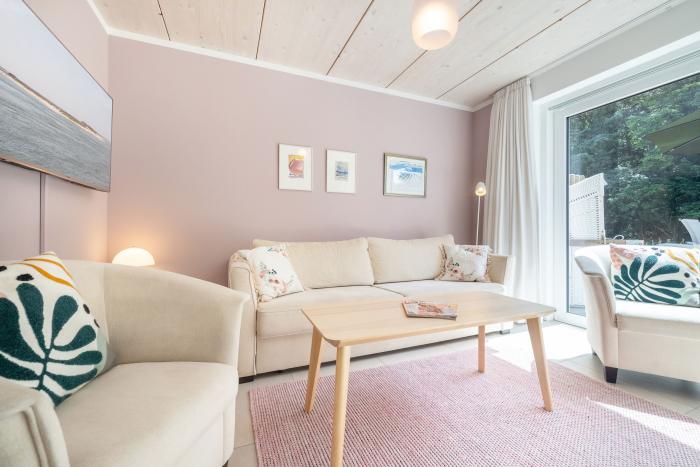 Appartement-Vermietung Bals -  - Fichtenweg 8b | Sylt | Westerland, Hausteil für 6 Personen mit 3 Schlafzimmer, 3 Badezimmer, Gäste WC, ca. 145 m2