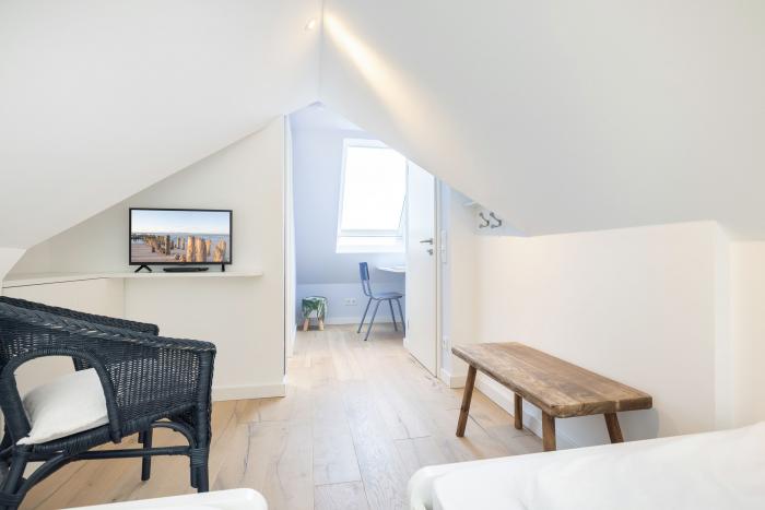 Appartement-Vermietung Bals -  - Fichtenweg 8b | Sylt | Westerland, Hausteil für 6 Personen mit 3 Schlafzimmer, 3 Badezimmer, Gäste WC, ca. 145 m2