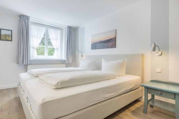 Appartement-Vermietung Bals - Wohnpark Friesenhain - Haderslebener Straße 22a | Sylt | Westerland, 2-Zimmer-EG-Wohnung für 2 Personen mit 1 Schlafzimmer, 1 Badezimmer, ca. 70 m2