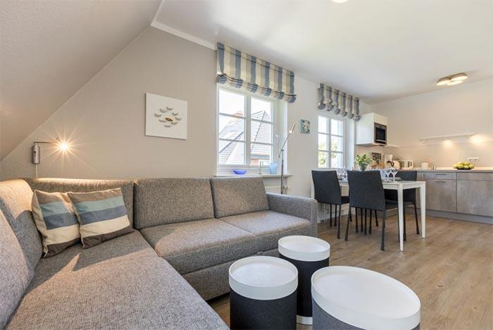 Appartement-Vermietung Bals - Wohnpark Friesenhain - Haderslebener Straße 22b | Sylt | Westerland, 2-Zimmer-OG-Wohnung für 2 Personen mit 1 Schlafzimmer, 1 Badezimmer, ca. 50 m2