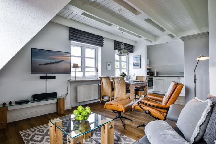 Appartement-Vermietung Bals - Wohnpark Friesenhain - Kollundweg 23a | Sylt | Westerland, 2-Zimmer-OG-Wohnung für 2 Personen mit 1 Schlafzimmer, 1 Badezimmer, ca. 54 m2