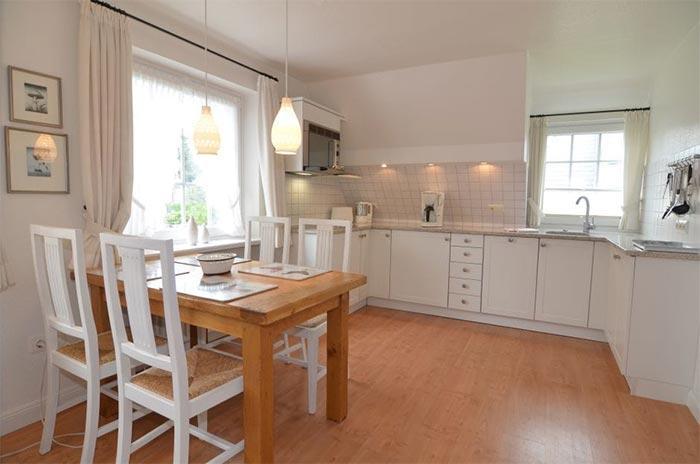 Appartement-Vermietung Bals - Hüs Söl Leefdi - Kollundweg 19b Hoog | Sylt | Westerland, 2-Zimmer-OG-Wohnung für 2 Personen mit 1 Schlafzimmer, 1 Badezimmer, ca. 50 m2