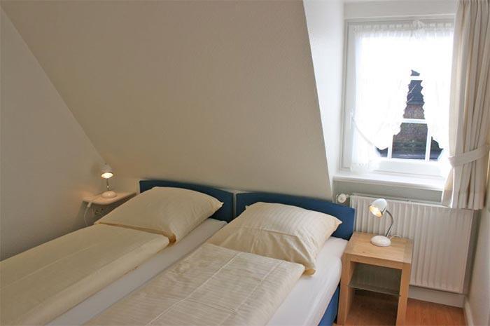 Appartement-Vermietung Bals - Hüs Söl Leefdi - Kollundweg 19b Hoog | Sylt | Westerland, 2-Zimmer-OG-Wohnung für 2 Personen mit 1 Schlafzimmer, 1 Badezimmer, ca. 50 m2