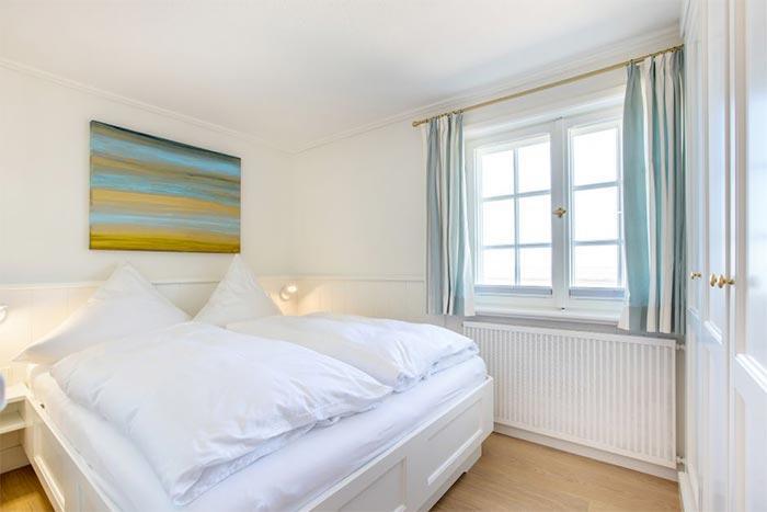 Appartement-Vermietung Bals - Kliffside Lodge - Alter Kirchenweg 36 | Sylt | Keitum, Hausteil unter Reet für 6 Personen mit 4 Schlafzimmer, 2 Badezimmer, ca. 115 m2