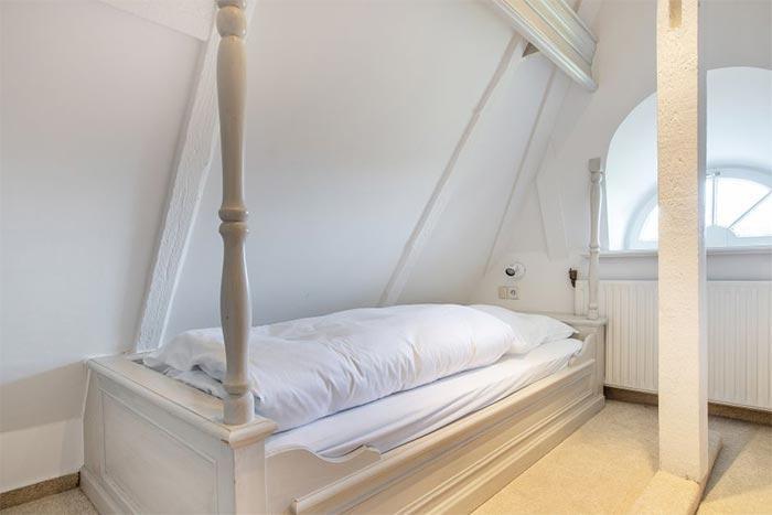 Appartement-Vermietung Bals - Kliffside Lodge - Alter Kirchenweg 36 | Sylt | Keitum, Hausteil unter Reet für 6 Personen mit 4 Schlafzimmer, 2 Badezimmer, ca. 115 m2