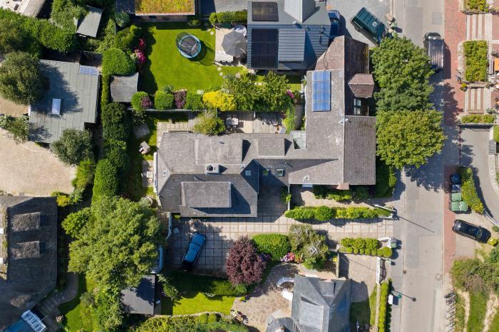 Appartement-Vermietung Bals -  - Am Tipkenhoog 4a | 3 Konstantin | Sylt | Keitum, 3-Zimmer-OG-Wohnung für 4 Personen mit 2 Schlafzimmer, 1 Badezimmer, ca. 100 m2