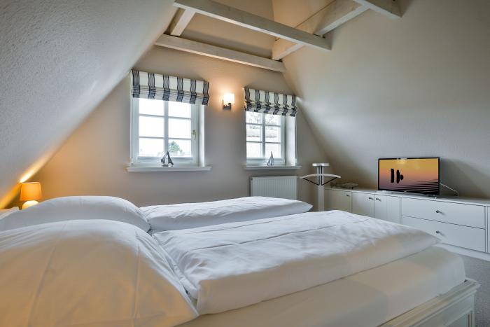 Hausteil unter Reet - Sylt, Hedigenwai 8 | Hausteil 1 Hausteil unter Reet - Sylt, Hedigenwai 8 | Hausteil 1